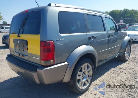 2011 Dodge Nitro Heat из США, поврежденный, VIN 1D4PU4GK8BW599993